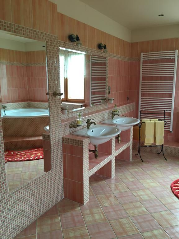 Apartmany Pemi Potstejn Ngoại thất bức ảnh